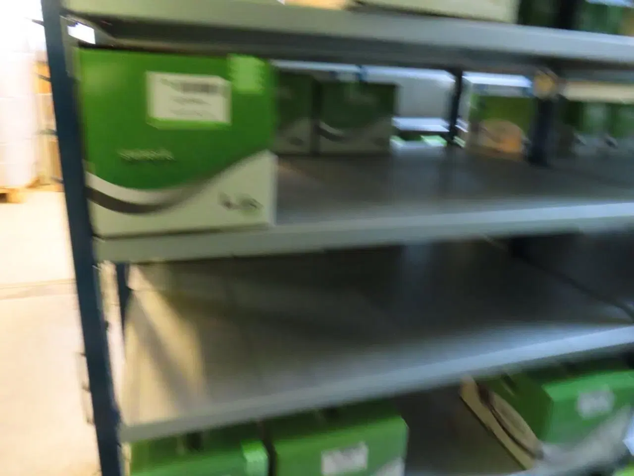 Billede 43 - 16 fag med startere og generatorer