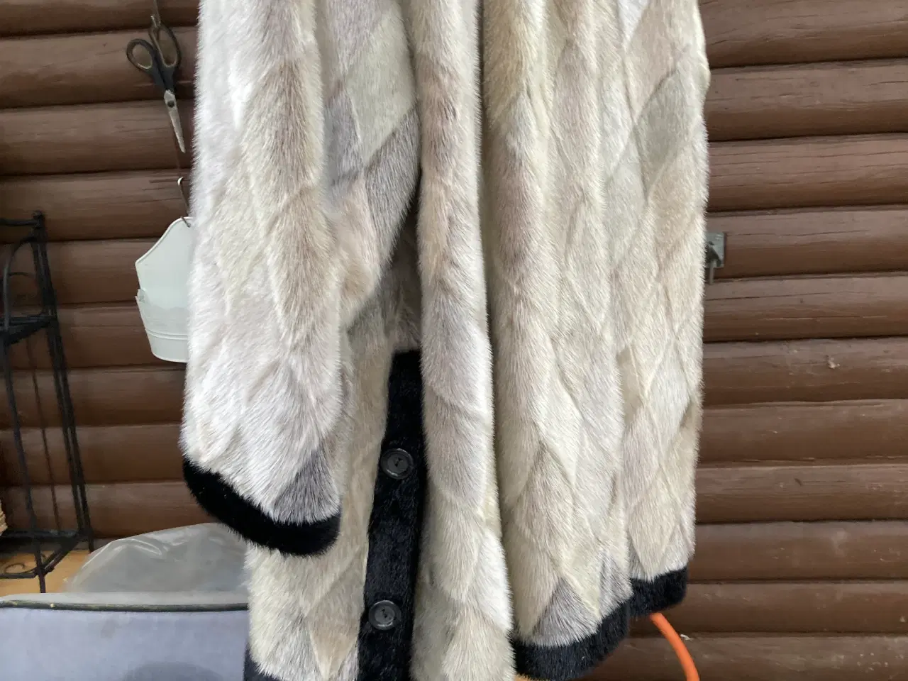 Billede 2 - Sælskinds jakke