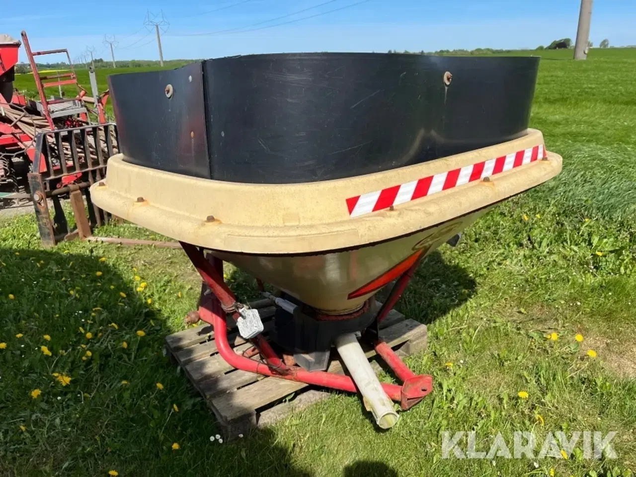 Billede 2 - Gødningsspreder / saltspreder Vicon - 1400kg