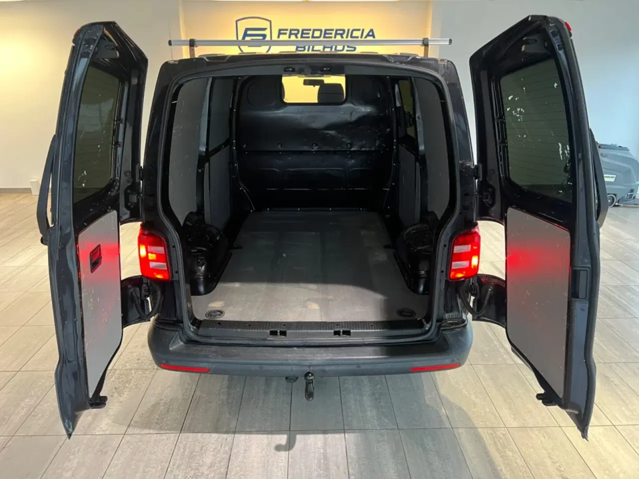 Billede 7 - VW Transporter 2,0 TDi 140 Kassevogn DSG kort