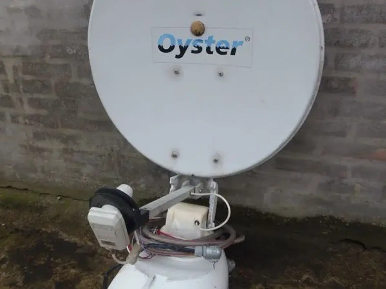 Billede 2 - Oyster Digital Sat-Antenne - 9982 Ålbæk