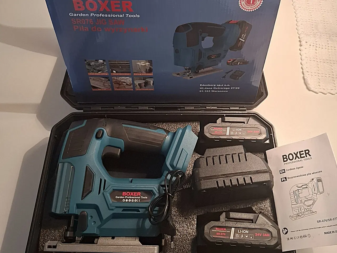 Billede 1 - Ny Boxer Stiksav med 2 stk. 24V, 3Ah batterier.