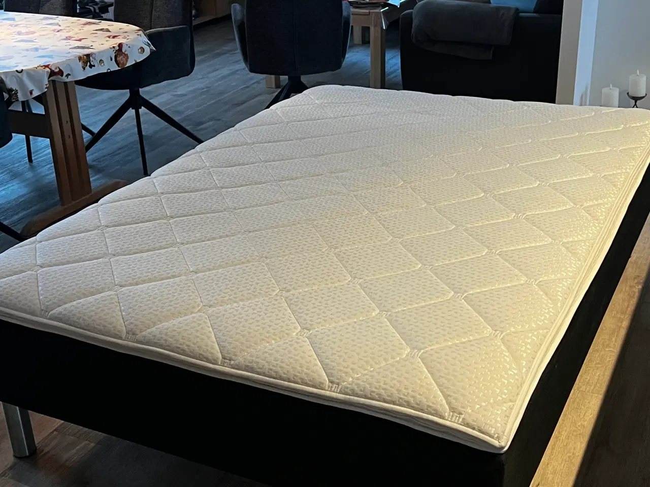 Billede 2 - 140cm seng