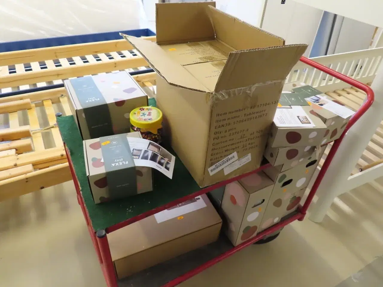 Billede 1 - Trælegetøj FLEXA (vogn medfølger ikke)