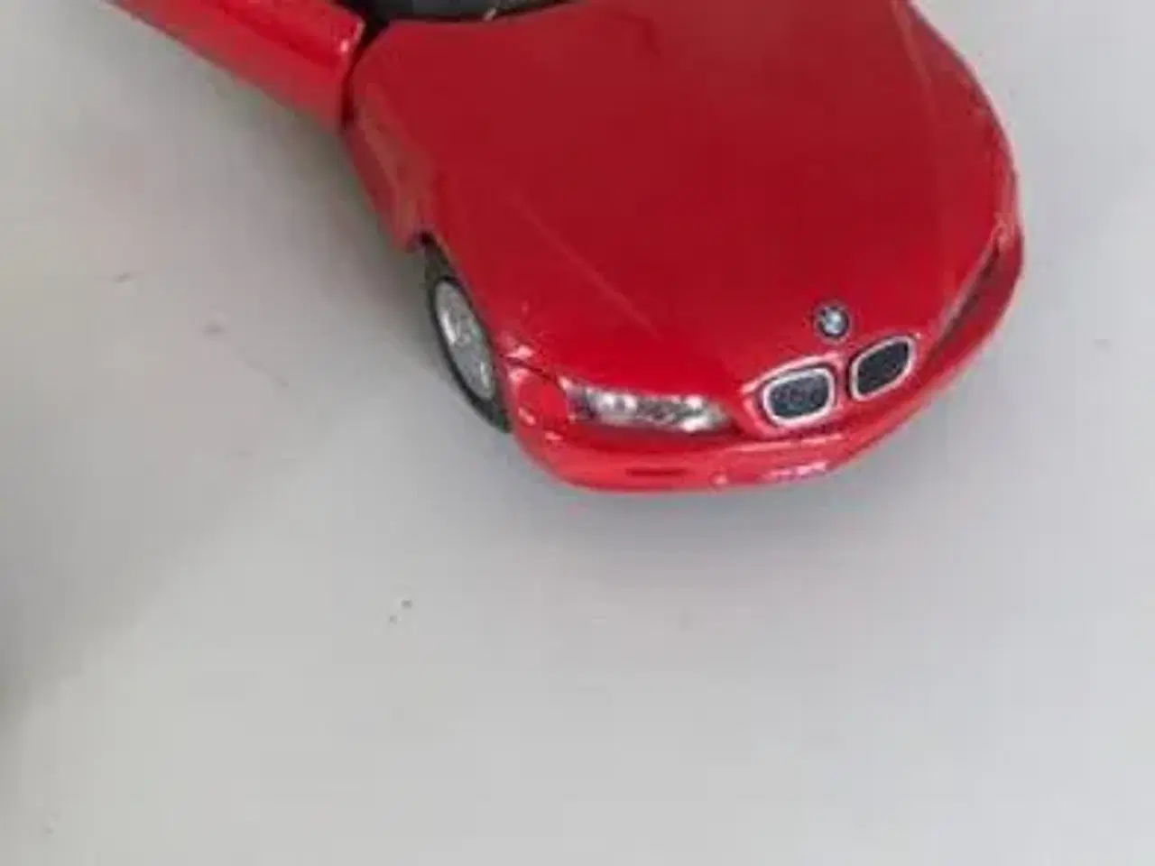 Billede 1 - 1 stk fin legetøj bil sælges