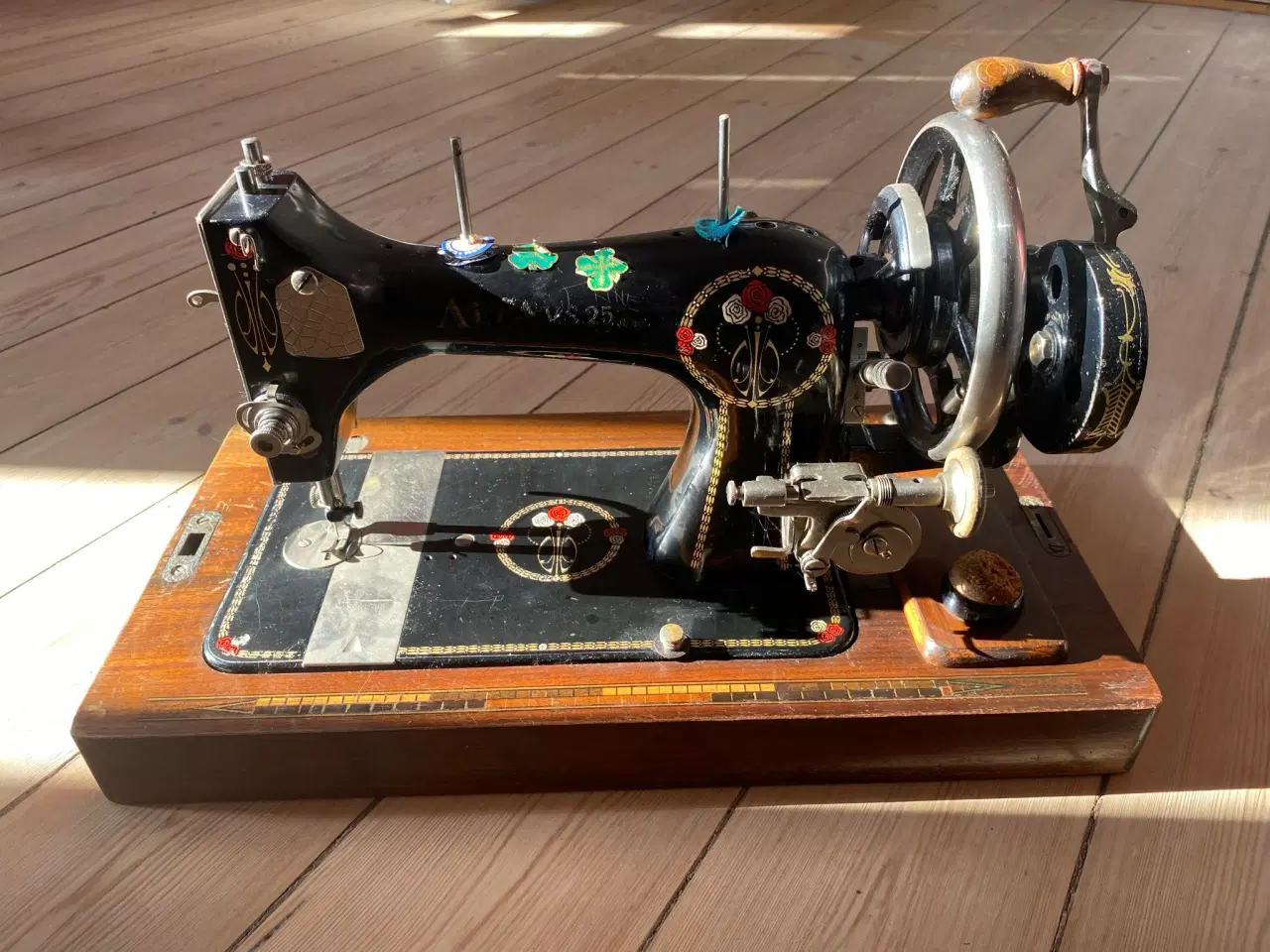 Billede 3 - Retro symaskine 