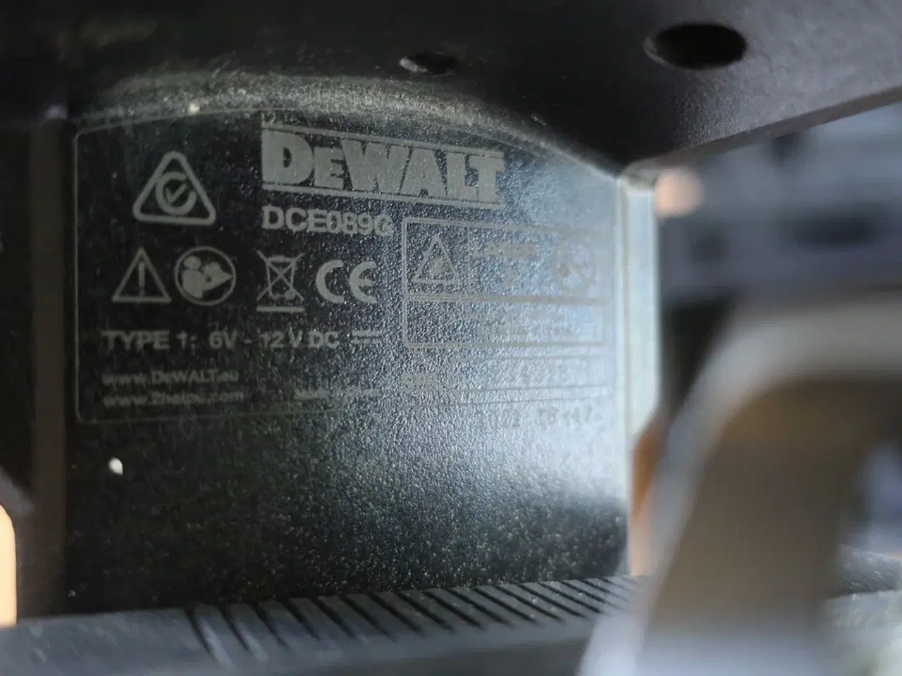 Billede 3 - Akkuværktøj DEWALT krydslinjelaser & skruemaskine inkl. lader og batteri