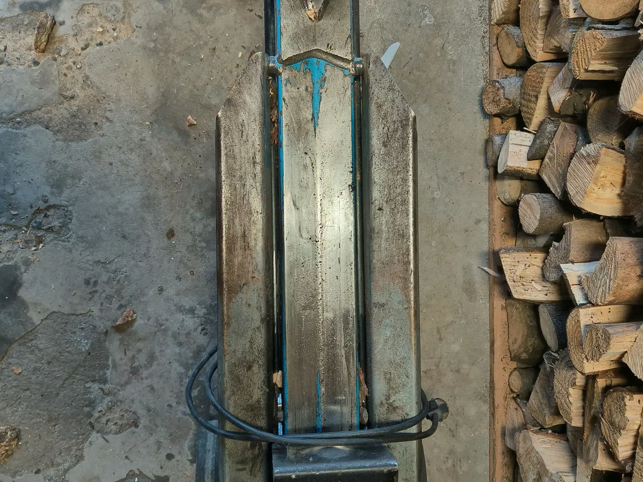 Billede 2 - Brændekløver Model Gude