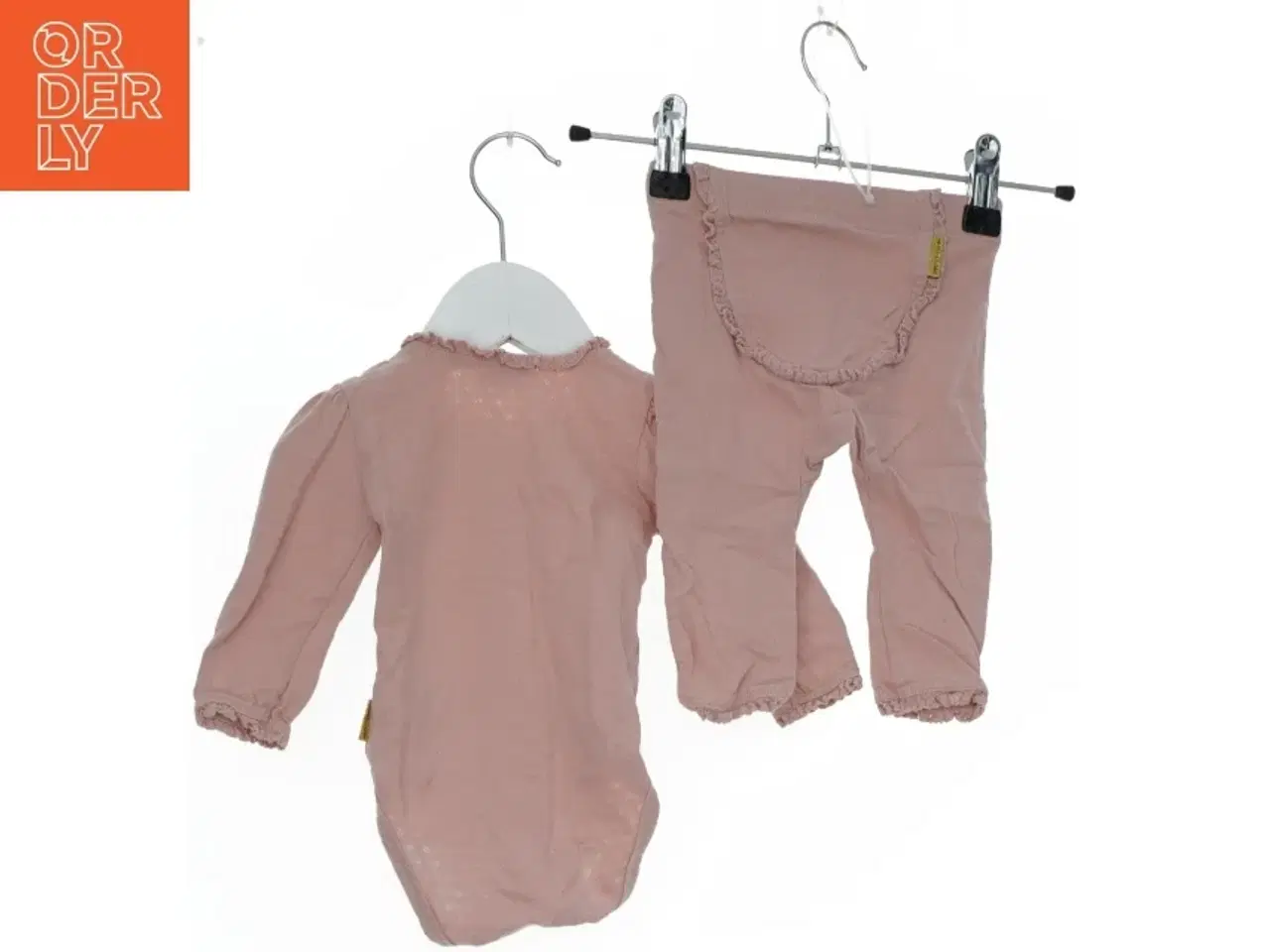 Billede 2 - Lyserød bodystocking med bukser sæt til børn fra Hust & Claire (str. 62)