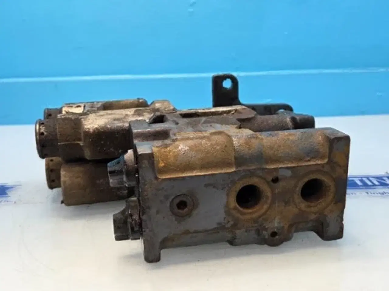 Billede 14 - Ford 8340 Styreventil 81864873