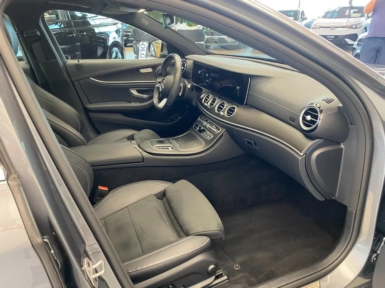 Billede 11 - Mercedes E300 de 2,0 AMG Line stc. aut. 4Matic