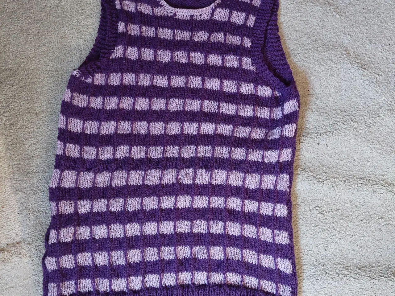 Billede 1 - Vest håndstrik str. XL