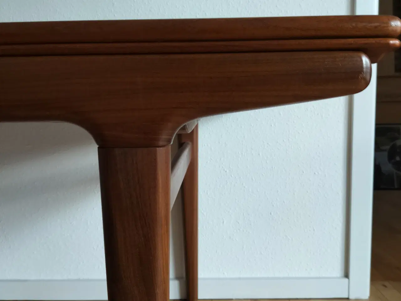 Billede 5 - spisebord +stole teaktræ