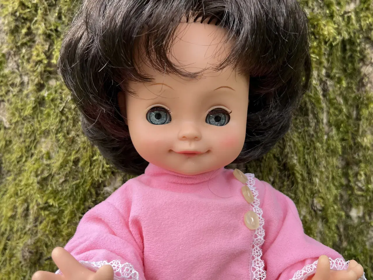 Billede 2 - Vintage Ratti dukke (Mattel), 27 cm – Velholdt pig