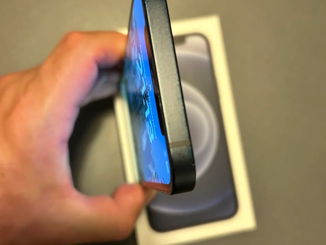Billede 8 - Pæn iPhone 12 / sort / 64GB