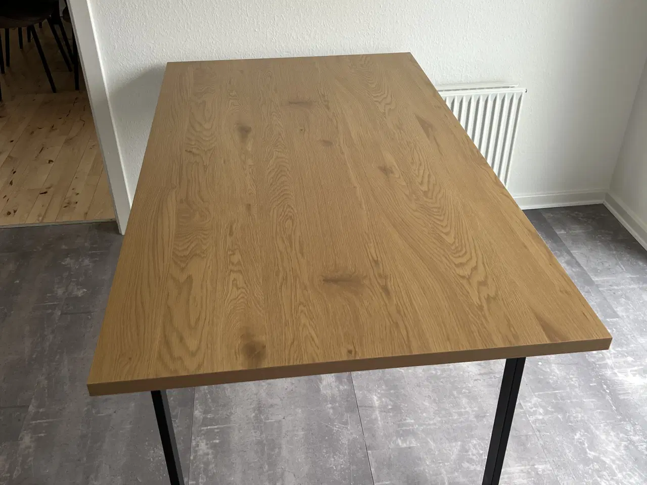 Billede 2 - Helt Nyt Spisebord