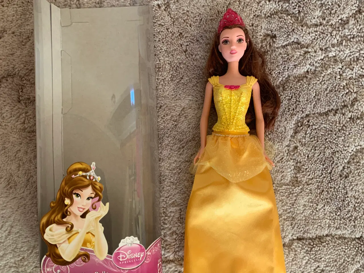 Billede 1 - Barbie Bella dukke.