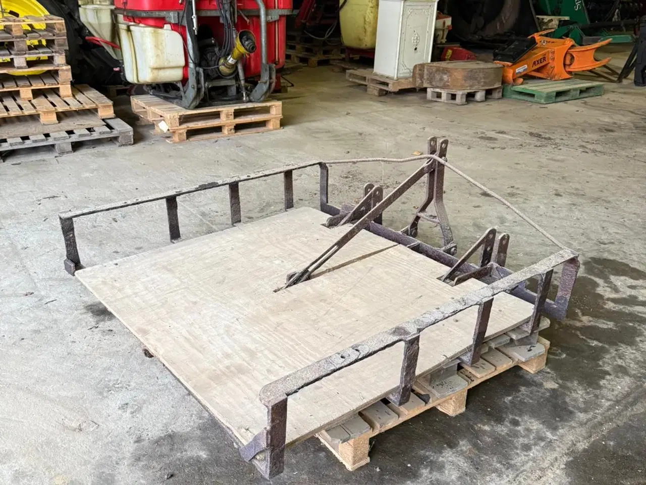 Billede 4 - Sluffe/transportkasse til traktor