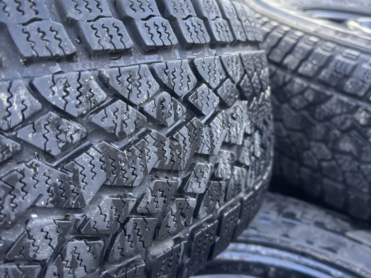 Billede 3 - Vinter hjul YOKOHAMA GEOLANDER 215/70R16