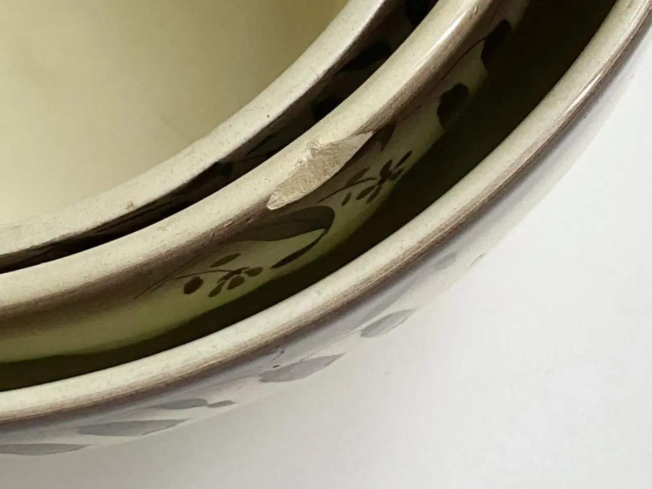 Billede 6 - Brunt skålesæt, patineret fajance