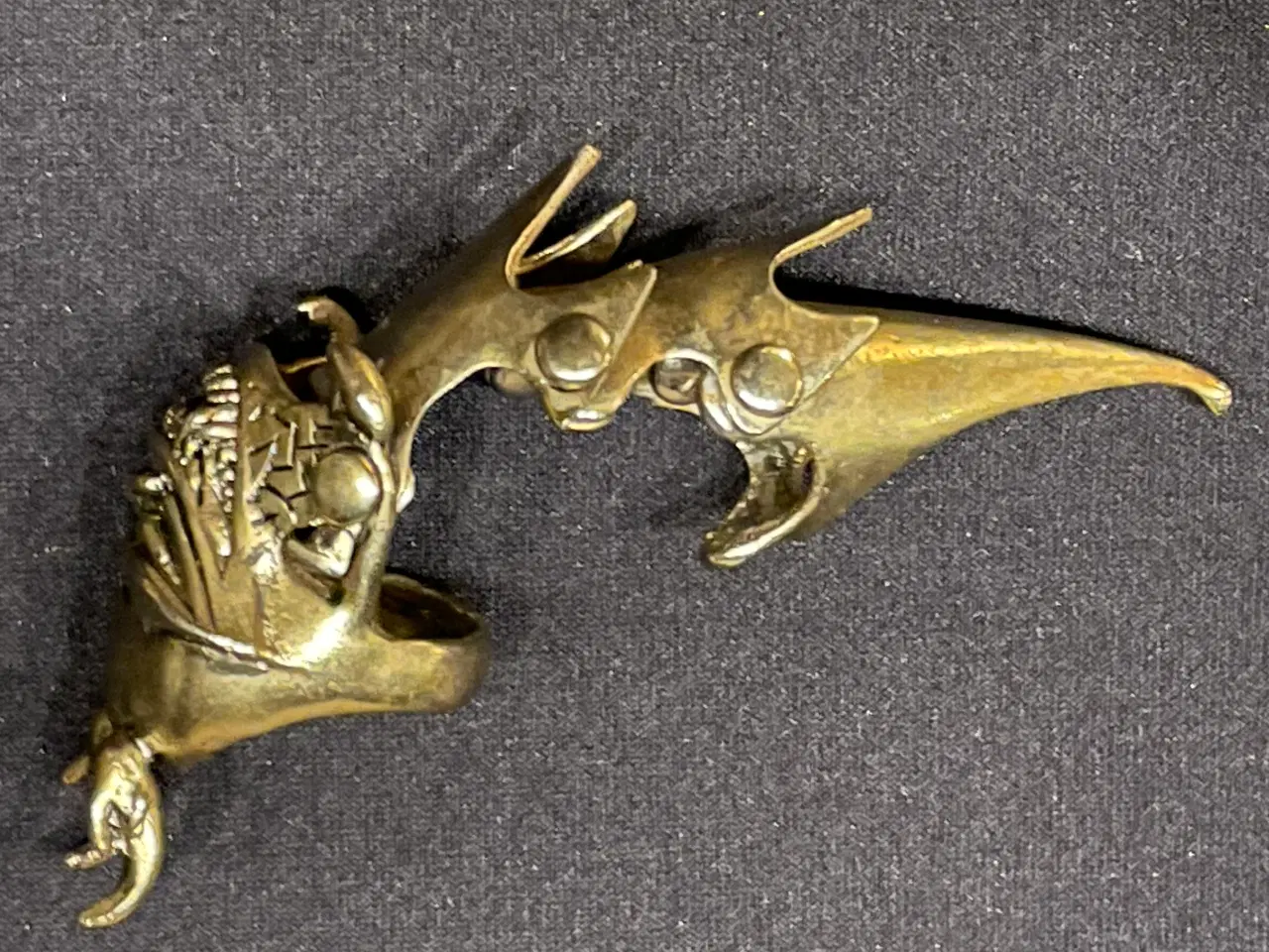 Billede 2 - Fingersmykke med djævlehoved