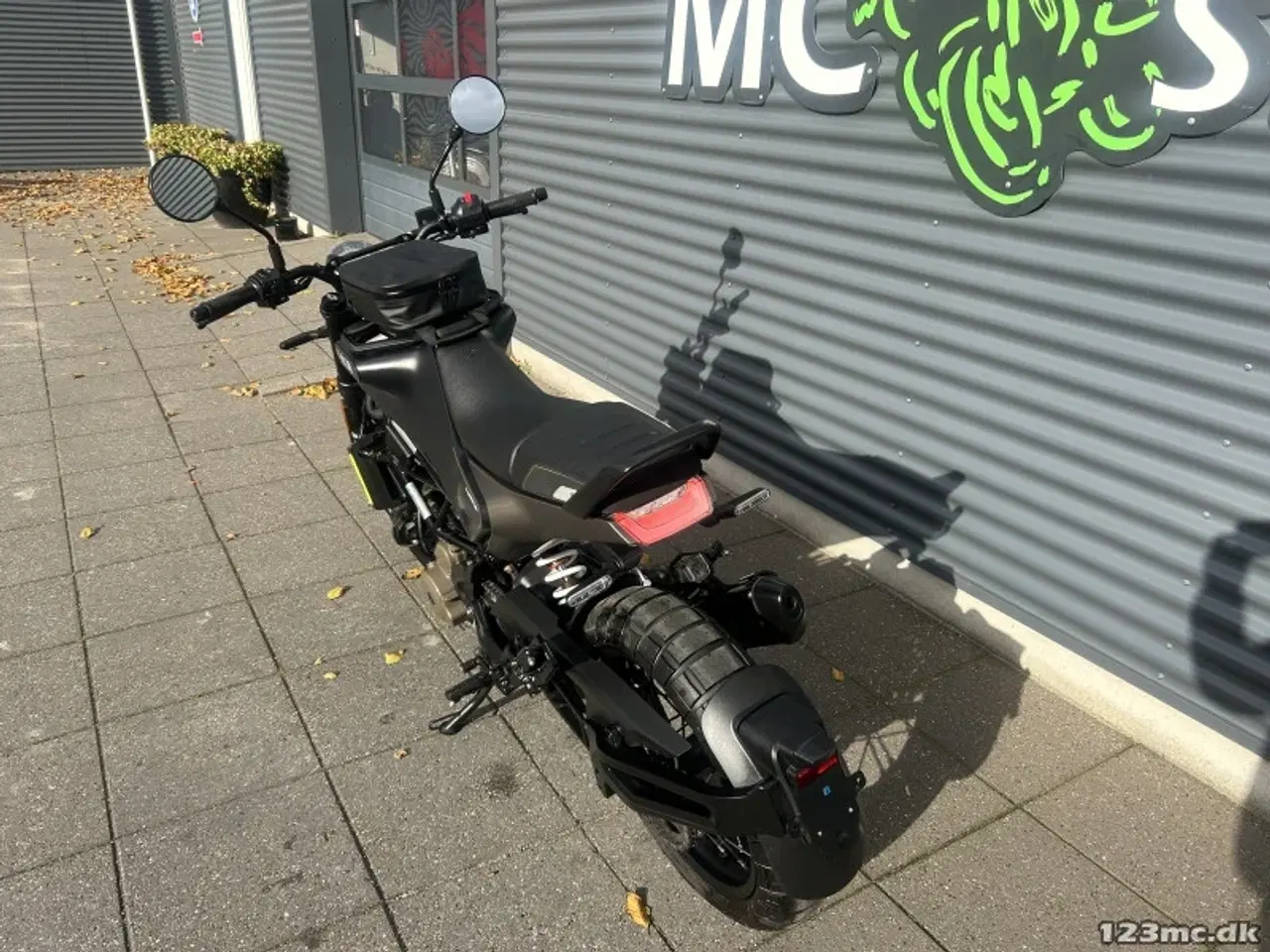 Billede 21 - Husqvarna Svartpilen 401 MC-SYD BYTTER GERNE