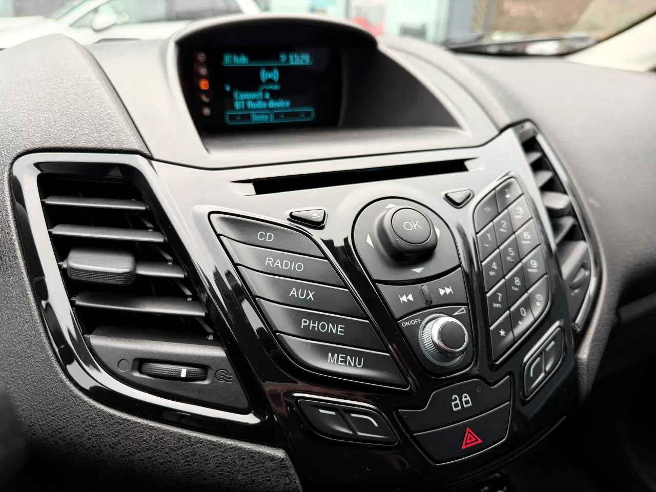 Billede 12 - Velkørende Ford Fiesta