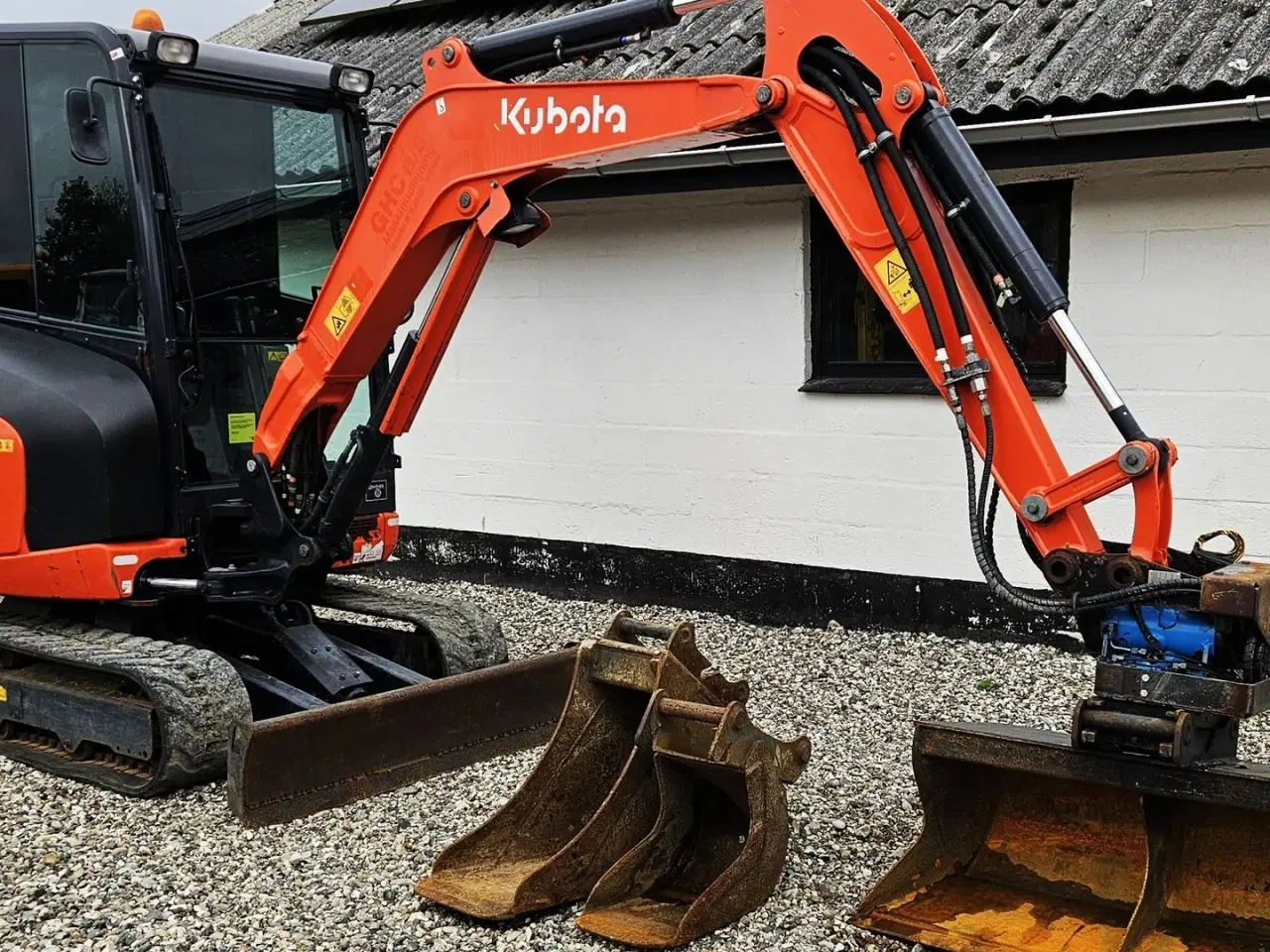 Billede 2 - Kubota kx027-4 / Rotortilt / 2700 timer / skovlsæt