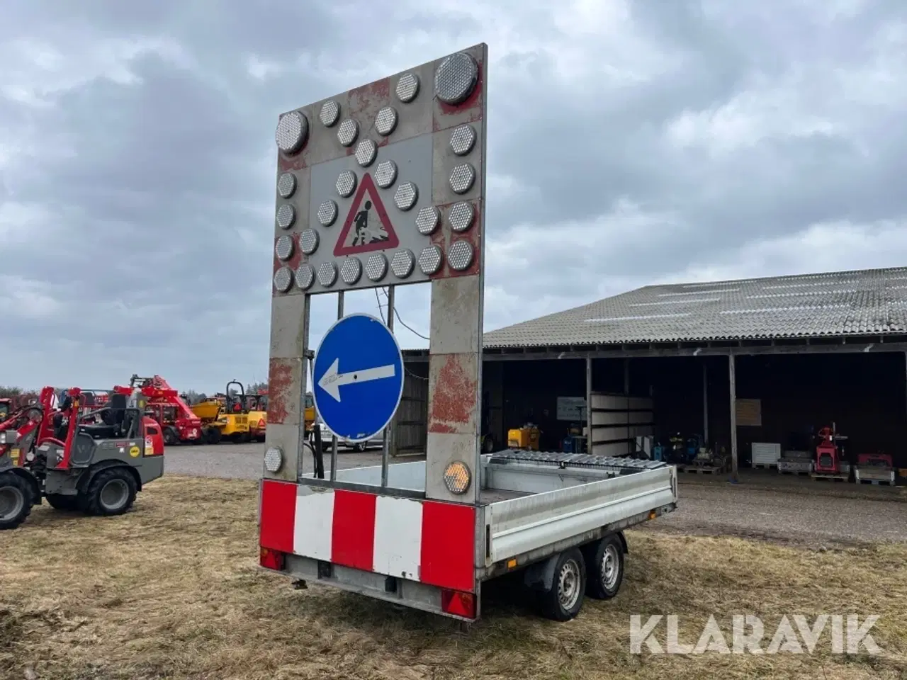 Billede 12 - Skiltevogn Vezeko - 1300kg