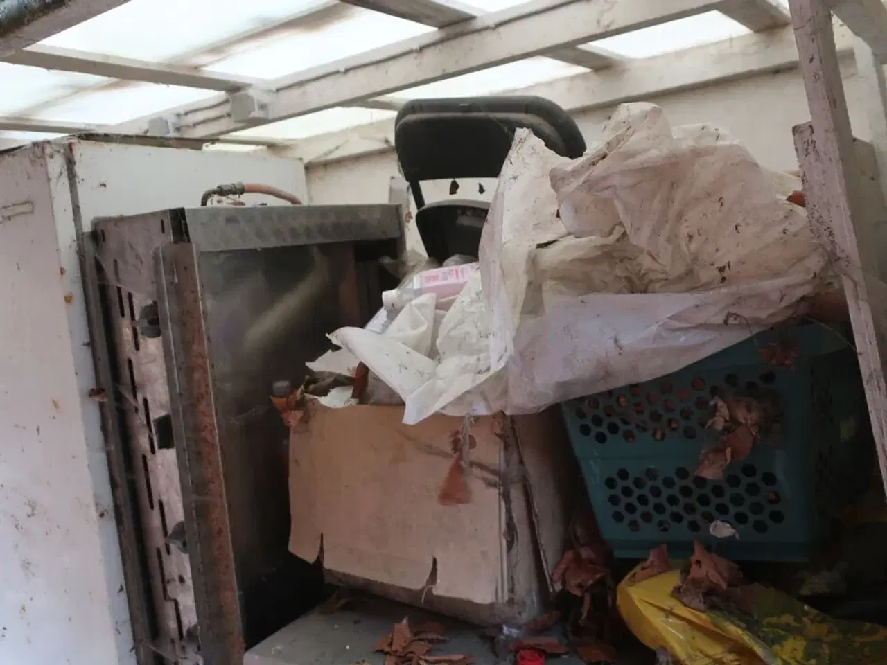 Billede 17 - Trailer EDUARD 3116-220 med indhold