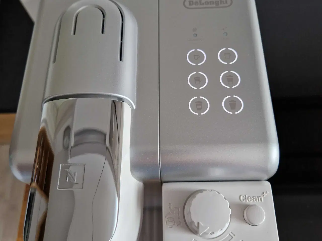 Billede 3 - NESPRESSO Lattissima Touch fra DeLonghi