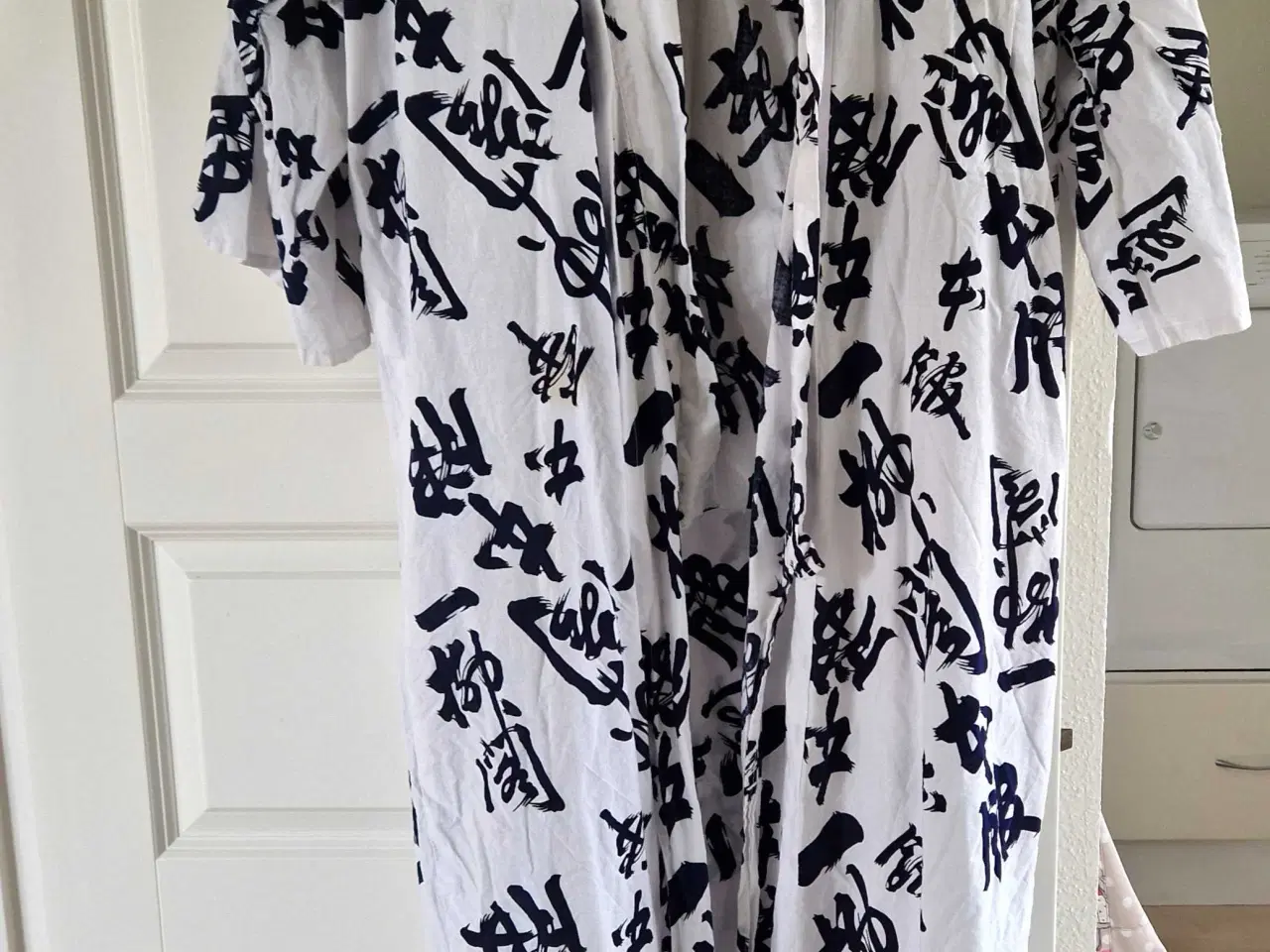 Billede 1 - Autentisk japansk yukata/kimono i bomuld 