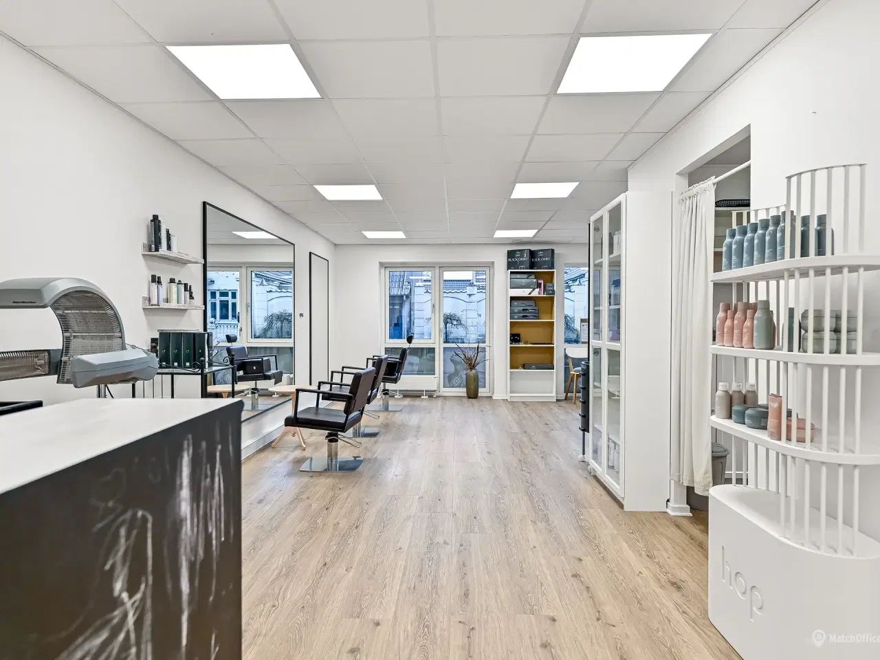 Billede 15 - Lokale udlejes på Lind Hovedgade