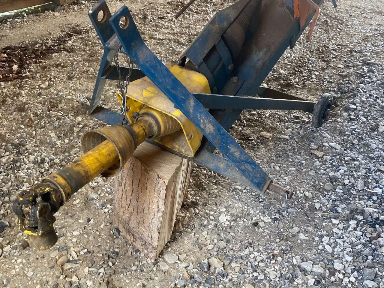 Billede 3 - Træflækker til traktor