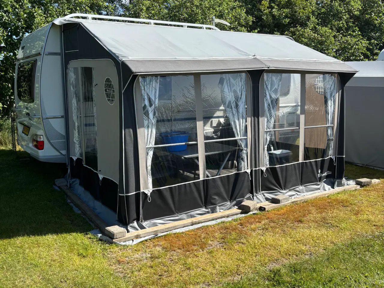 Billede 2 - Fandt Safri Style 510 campingvogn årgang 2009