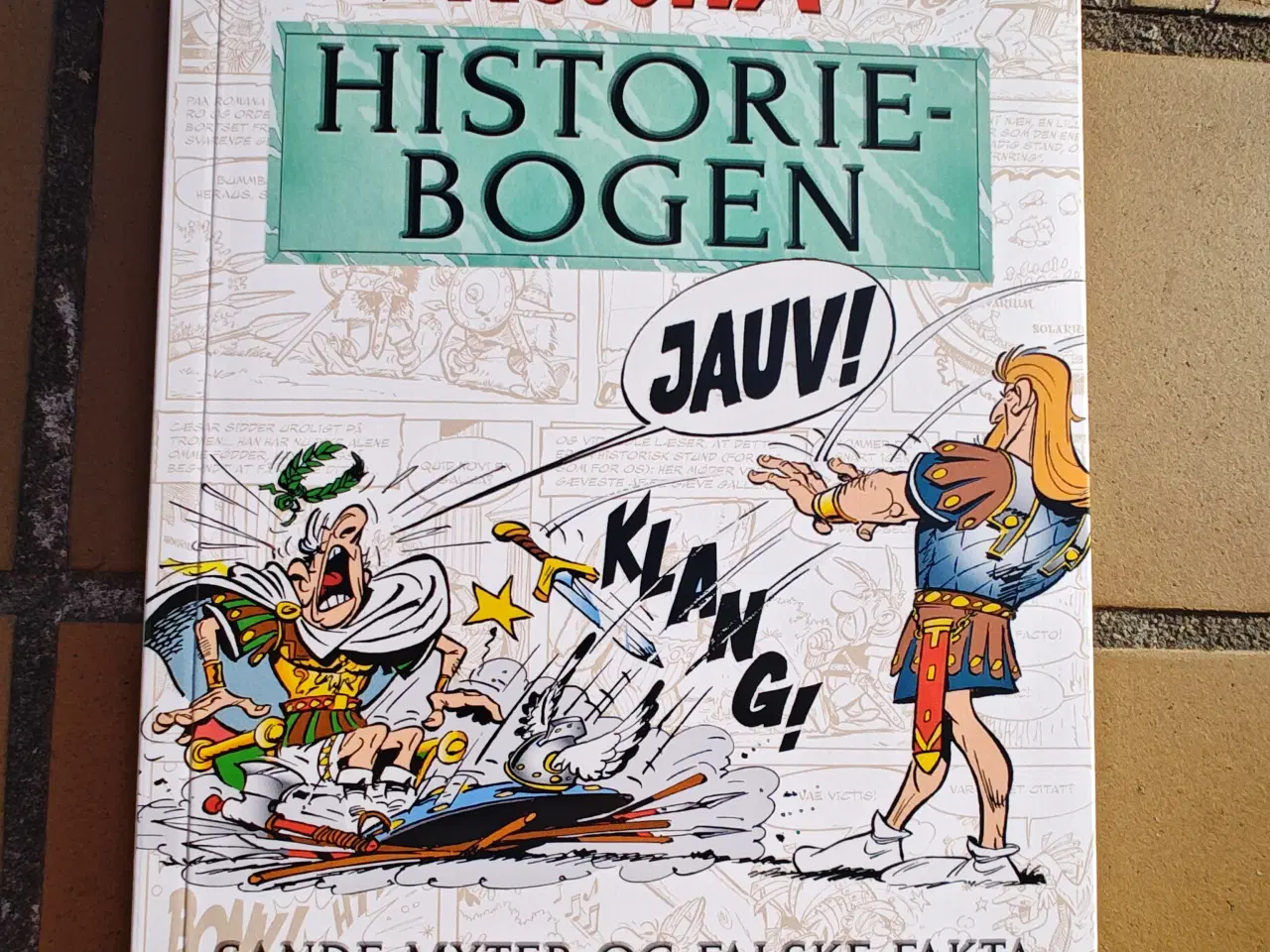 Billede 1 - Asterix Historiebogen Bog