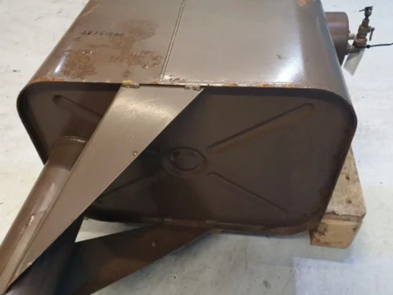 Billede 10 - Dronninborg D7000 Dieseltank 28751800