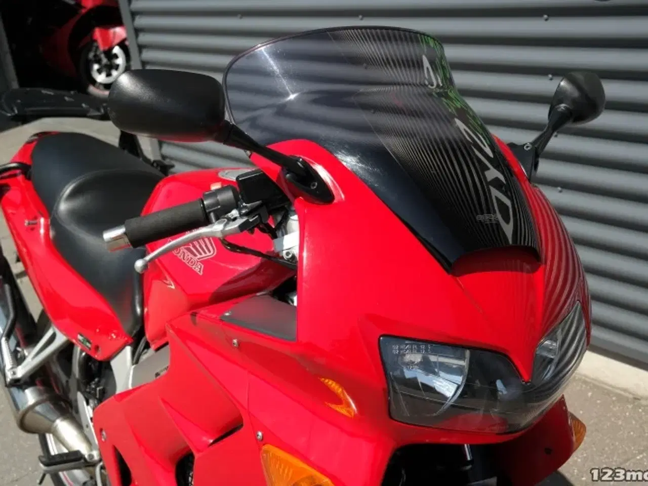 Billede 12 - Honda VFR 800 F MC-SYD       BYTTER GERNE