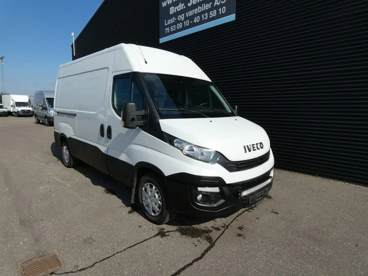 Billede 2 - Iveco Daily 35S16 12m3 2,3 D Hi-Matic 156HK Van 8g Aut.