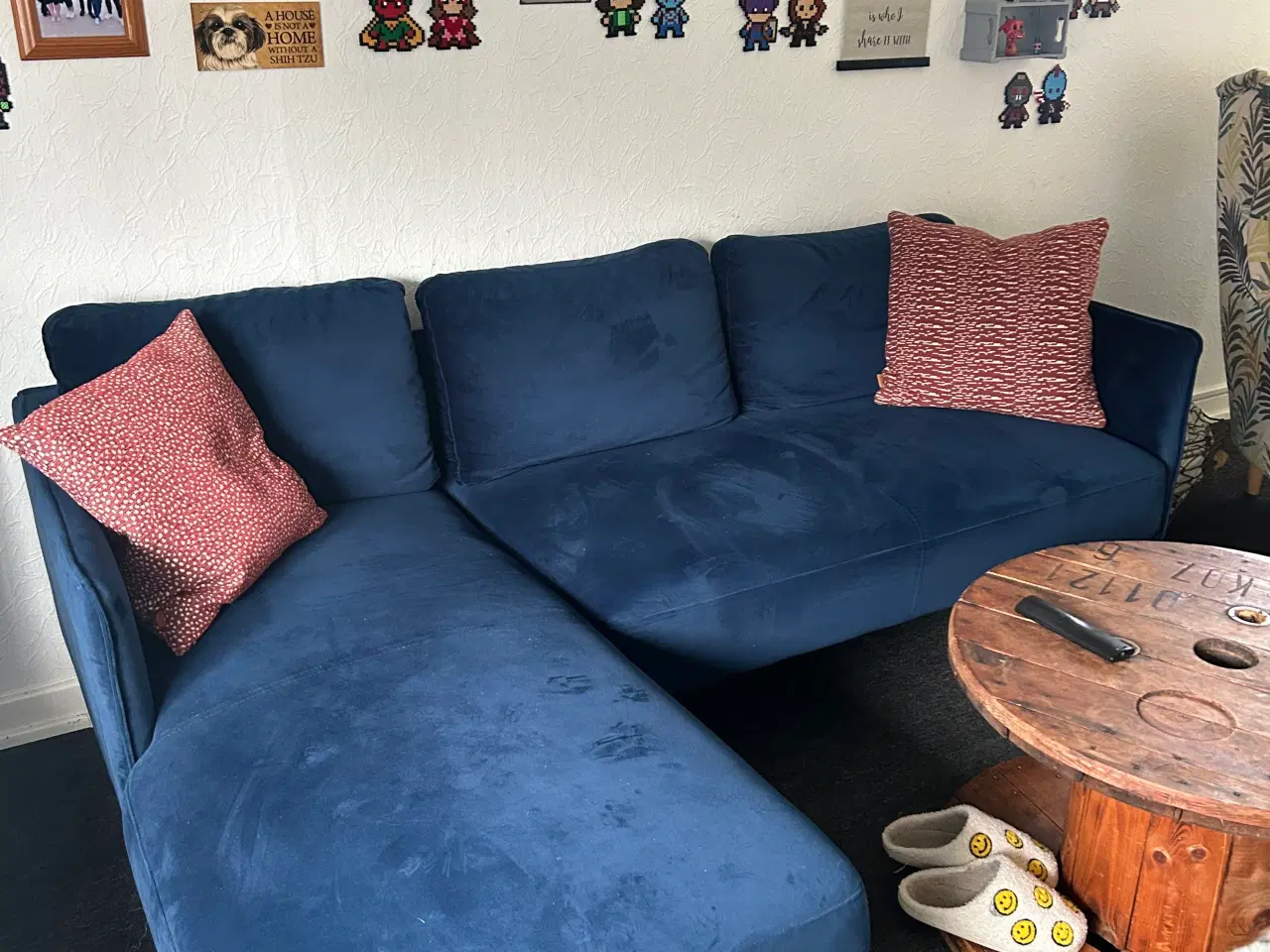 Billede 2 - Blå velour sofa med chaiselong 