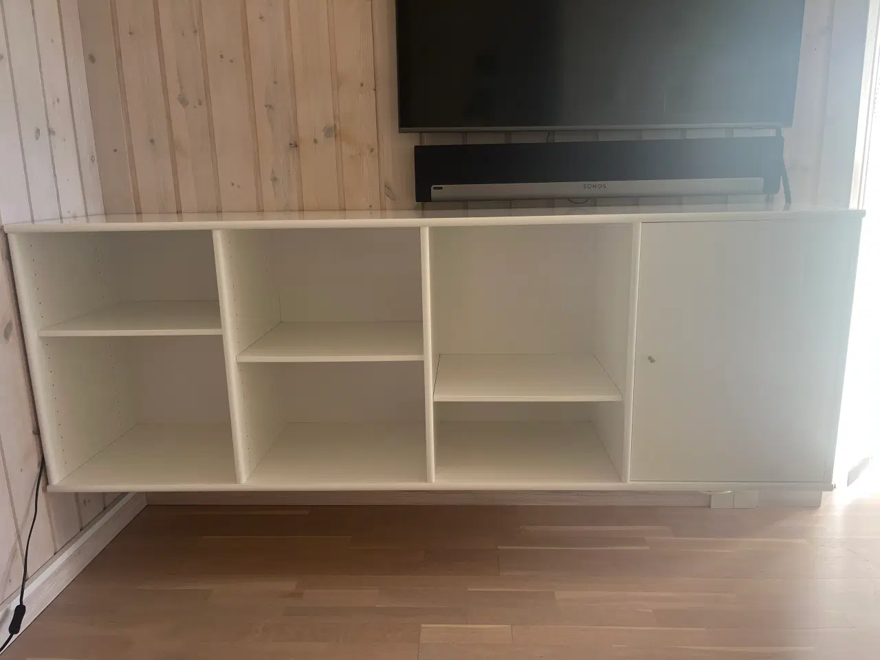 Billede 2 - Mistral væghængt reol