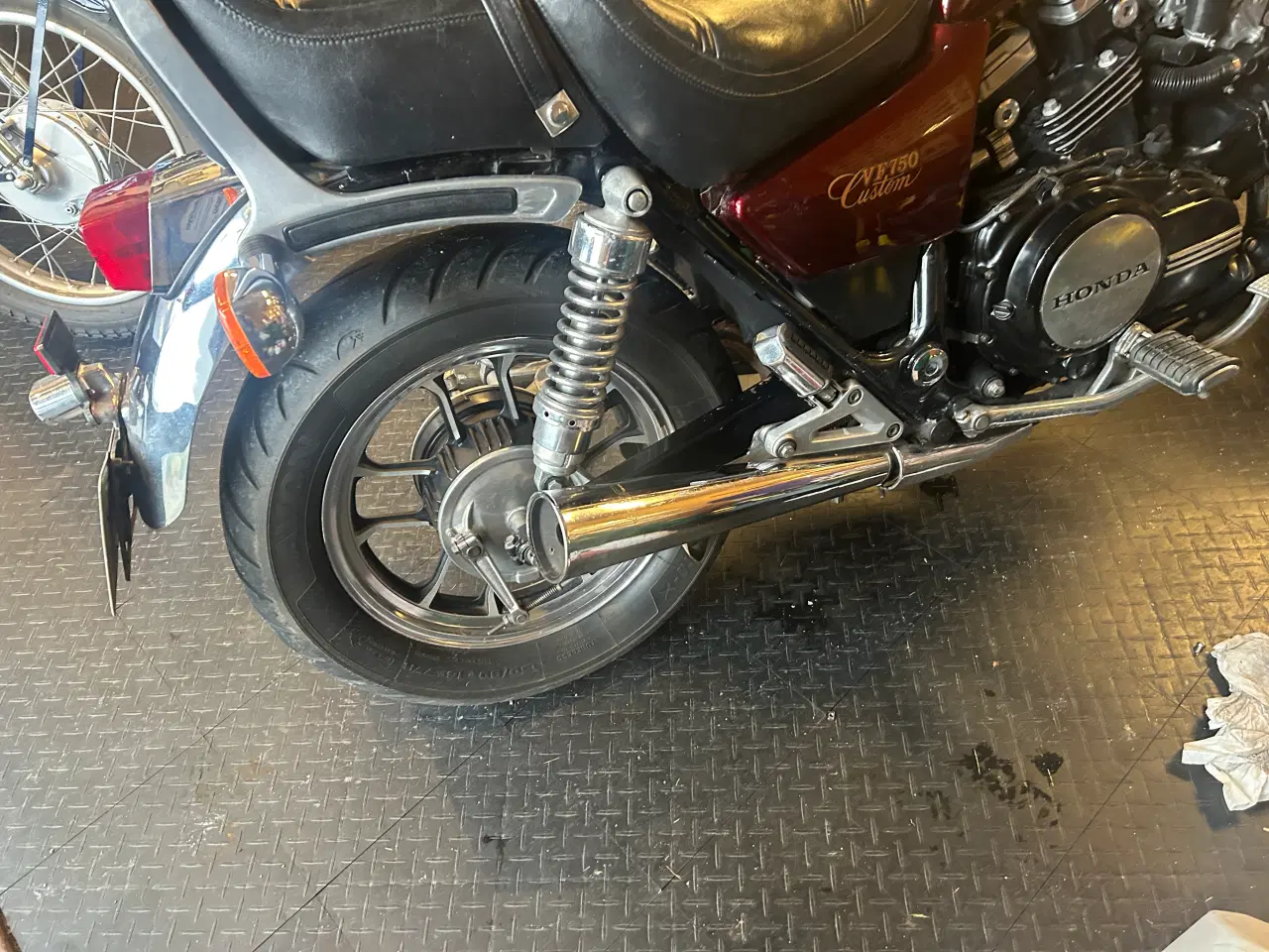 Billede 8 - Honda VF 750 Custom nysynet i fin stand