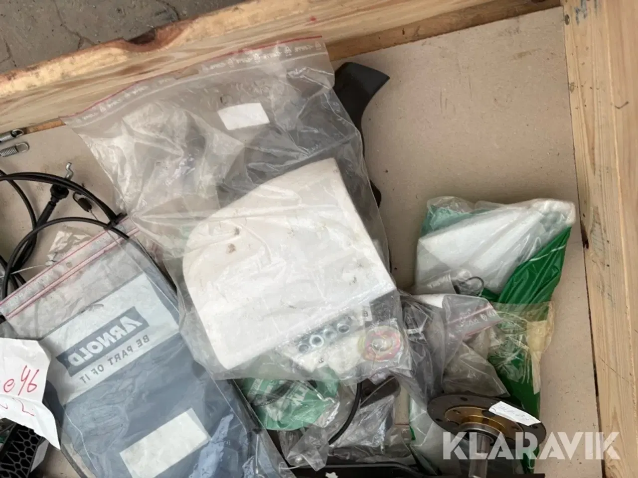 Billede 7 - 4 paller Blandet Reservedele