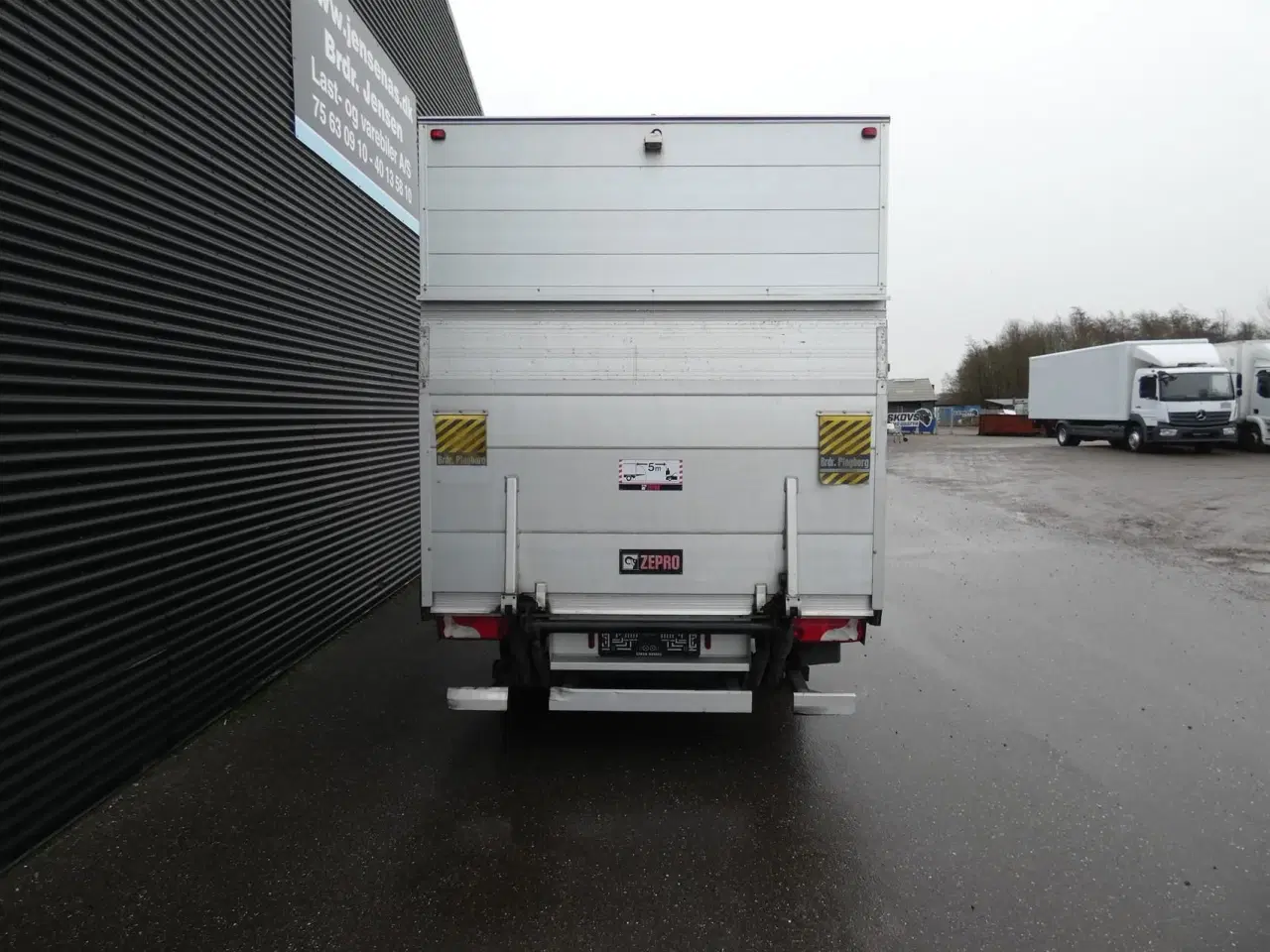 Billede 6 - Mercedes-Benz Sprinter 317 2,0 CDI Alu.kasse m/lift RWD 9G-Tronic 170HK Ladv./Chas. Aut.