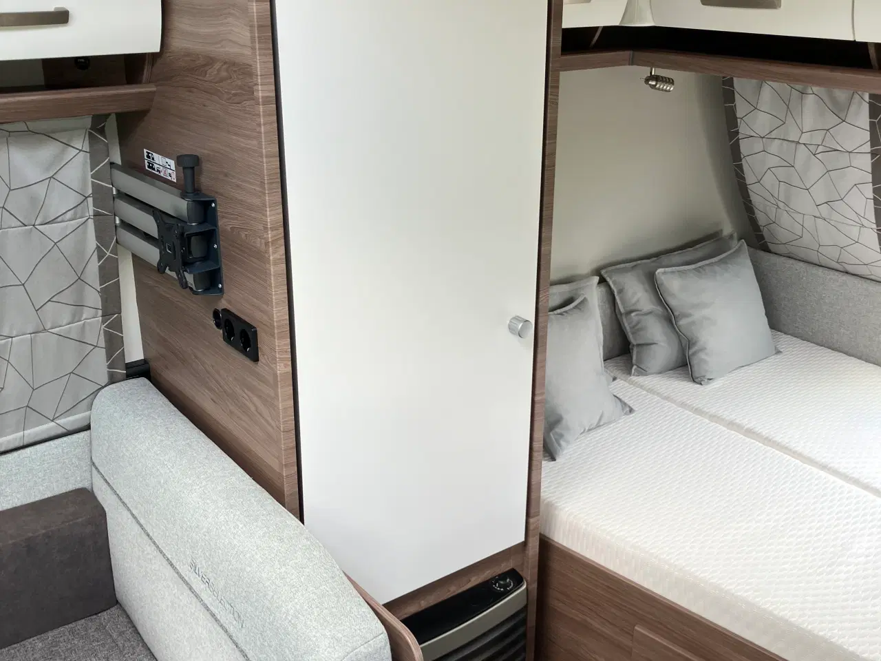 Billede 12 - Campingvogn - Knaus 400 QD Sport Silver Selection