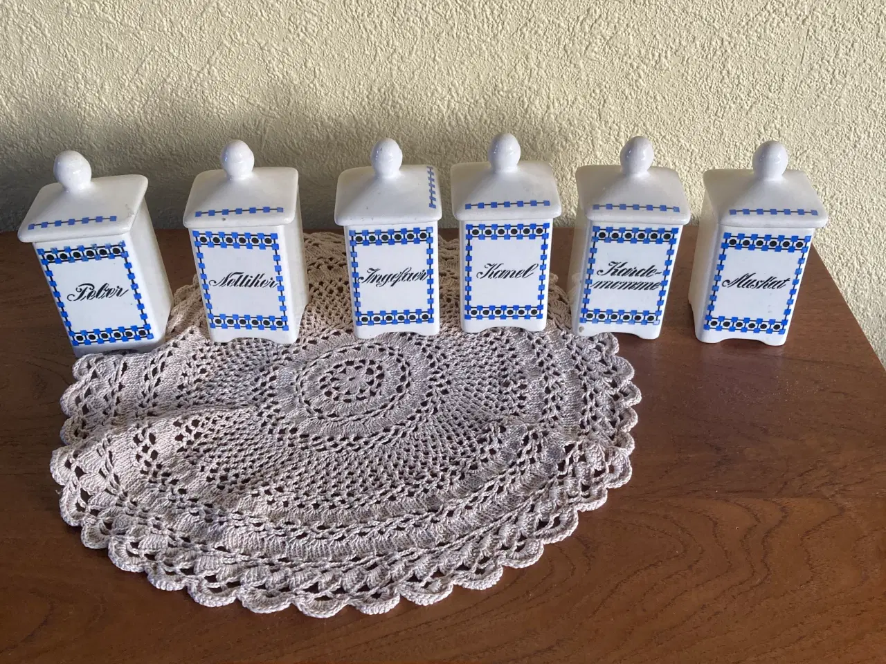 Billede 1 - Antikke Krydderikrukker