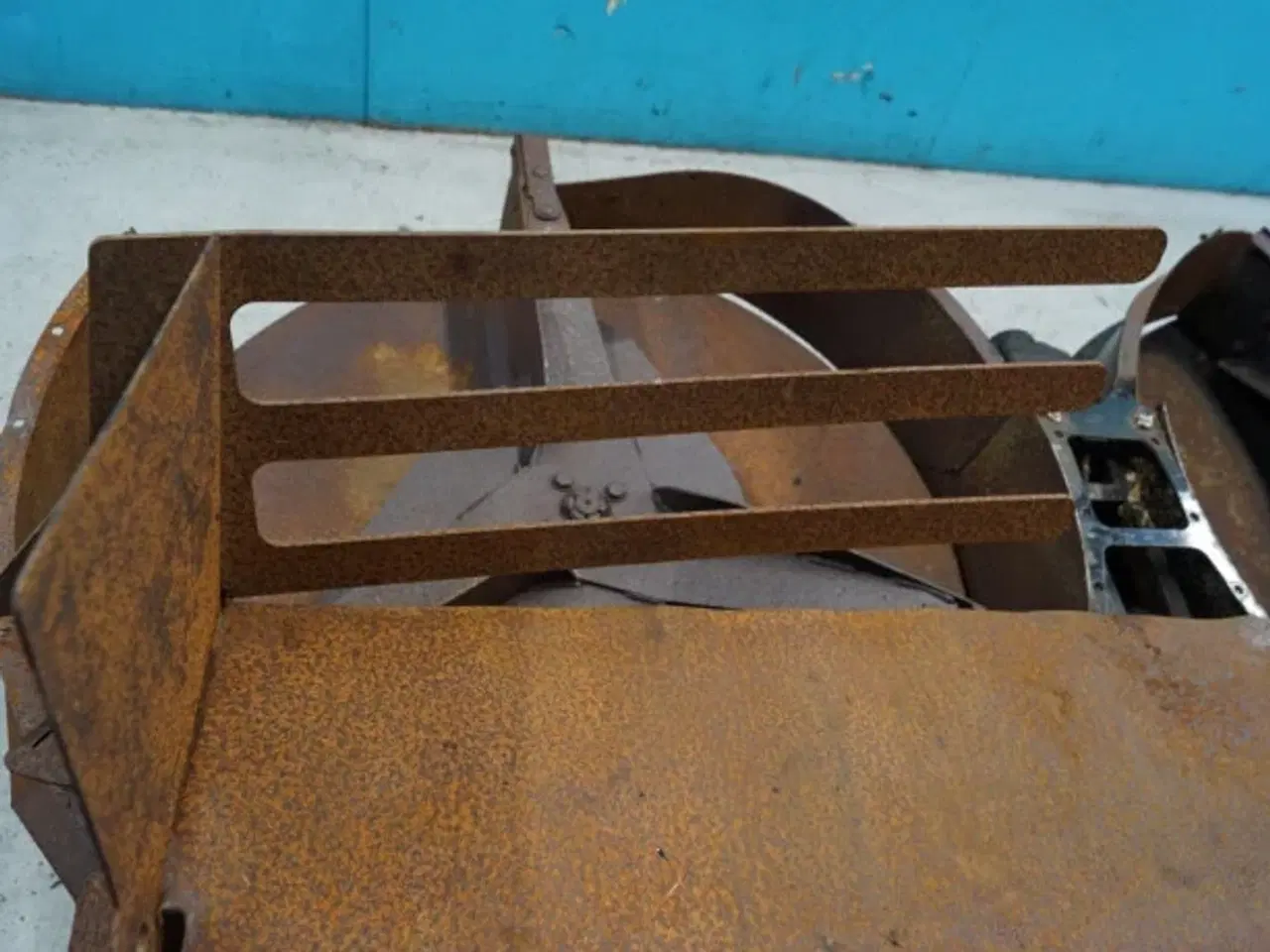 Billede 2 - New Holland CR 9090 Avnespreder 87723589