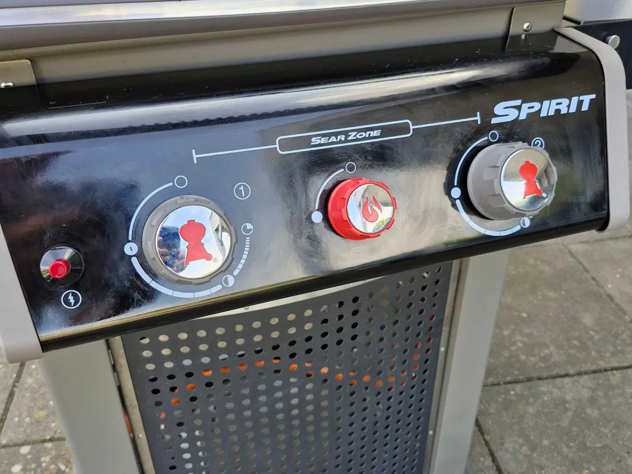 Billede 2 - Som ny  Weber Spirit E-220S CLASSIC 