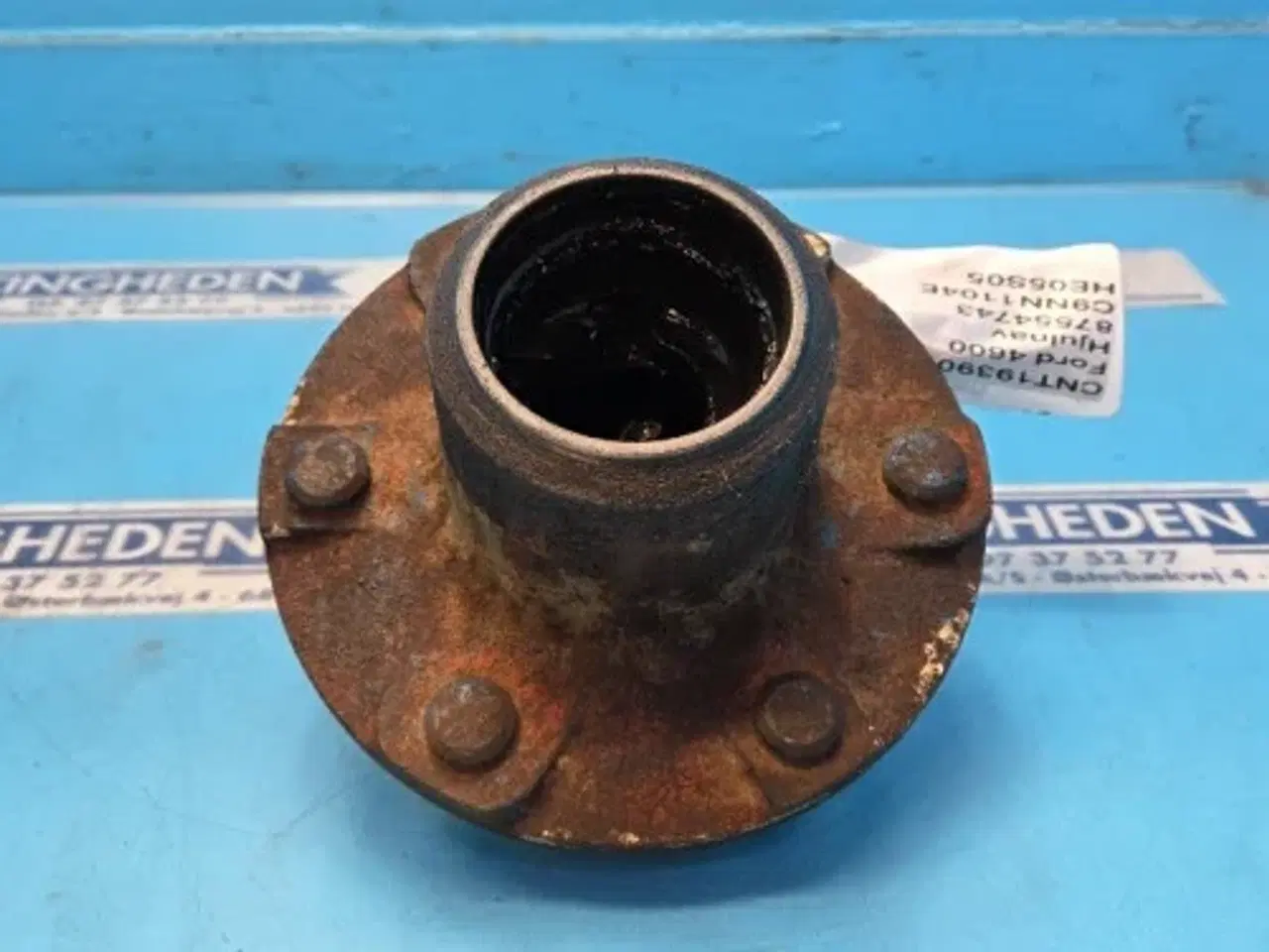 Billede 6 - Ford 4600 Hjulnav 87554743