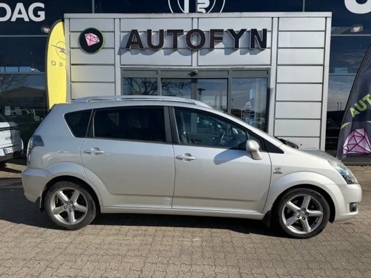 Billede 1 - Toyota Sportsvan 2,2 D-CAT 177 Sol Sport